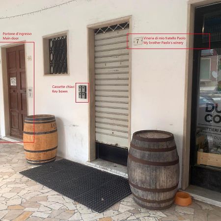 Casa Bianca 4 - Confortevole In Centro A モネーリア エクステリア 写真