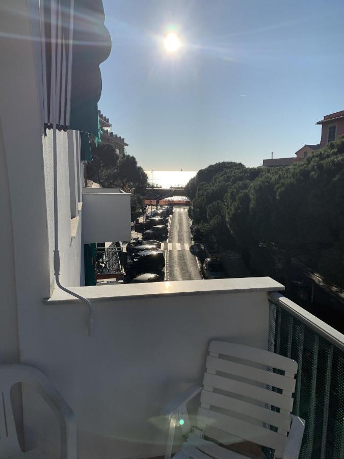 Casa Bianca 4 - Confortevole In Centro A モネーリア エクステリア 写真