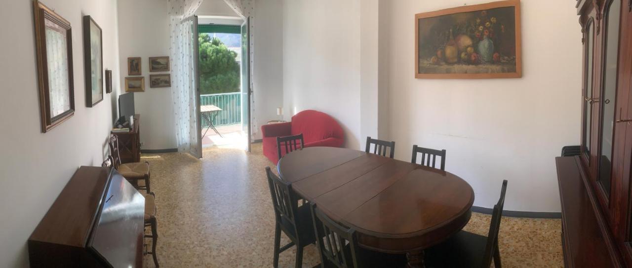 Casa Bianca 4 - Confortevole In Centro A モネーリア エクステリア 写真