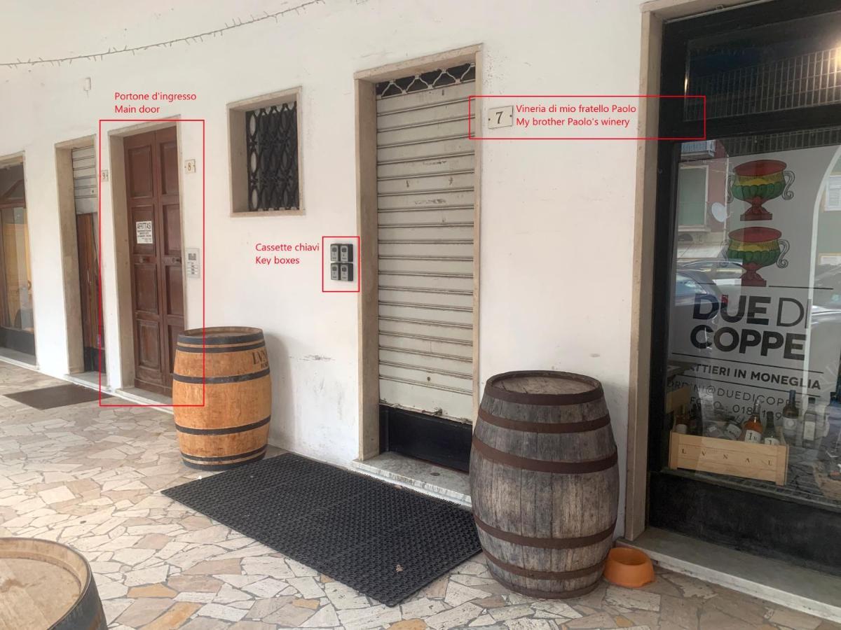Casa Bianca 4 - Confortevole In Centro A モネーリア エクステリア 写真